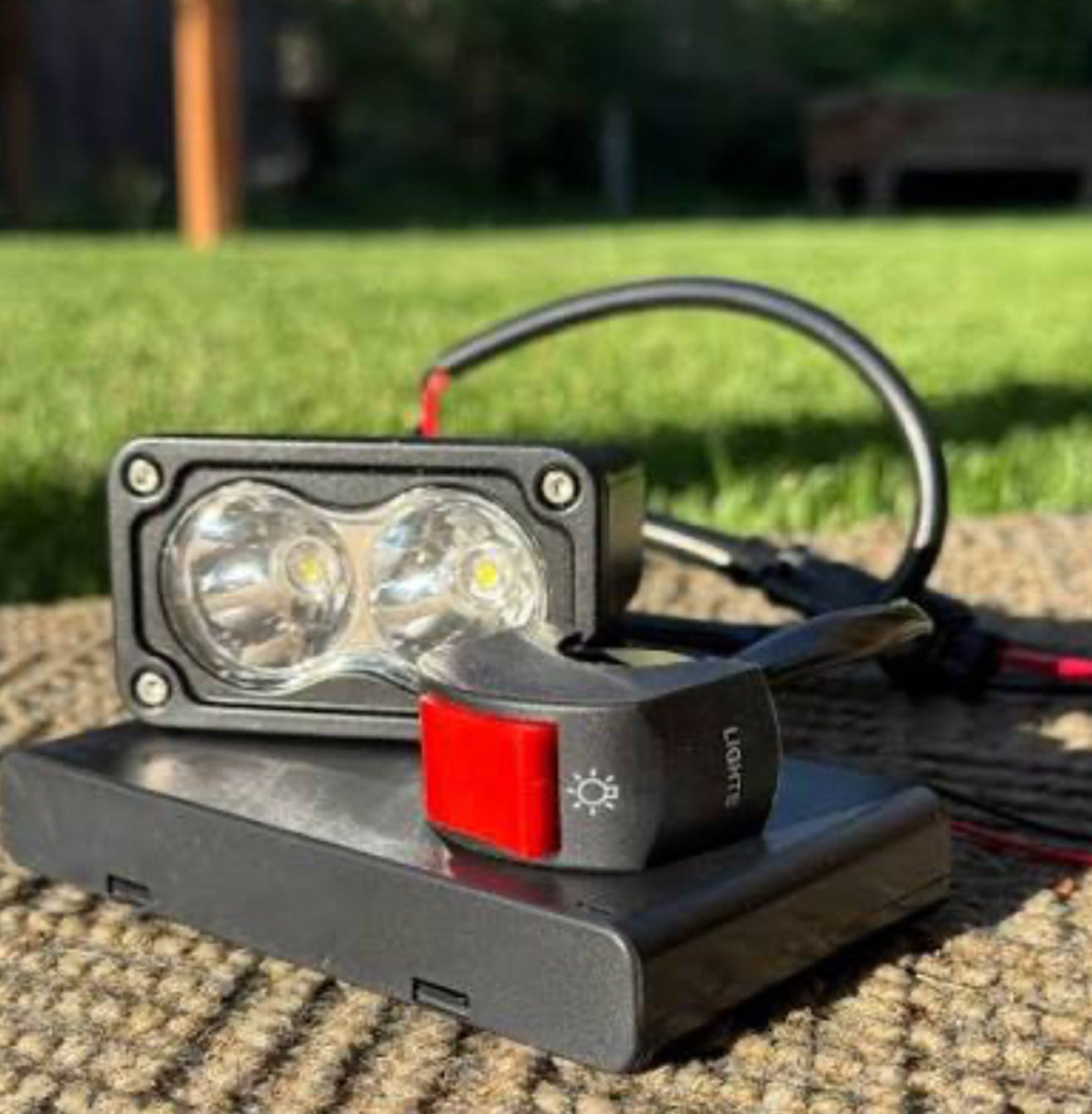 Battery Powered Baja Light With Switch(PREORDER)